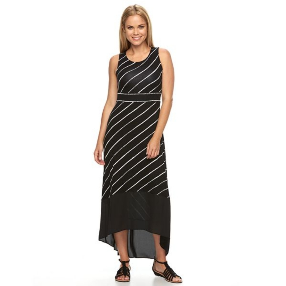 164. NWT - pretty and comfy APT 9 Petite Striped Maxi Dress